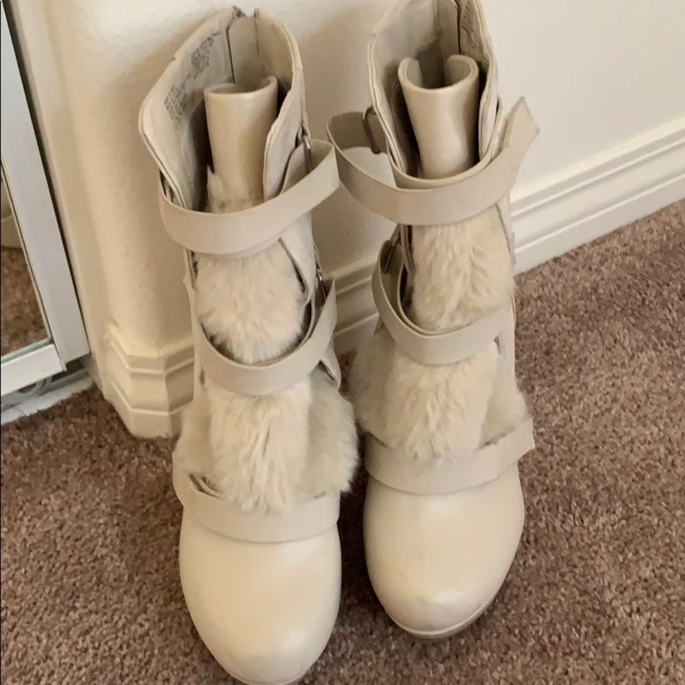 Juicy Couture Winter Boots